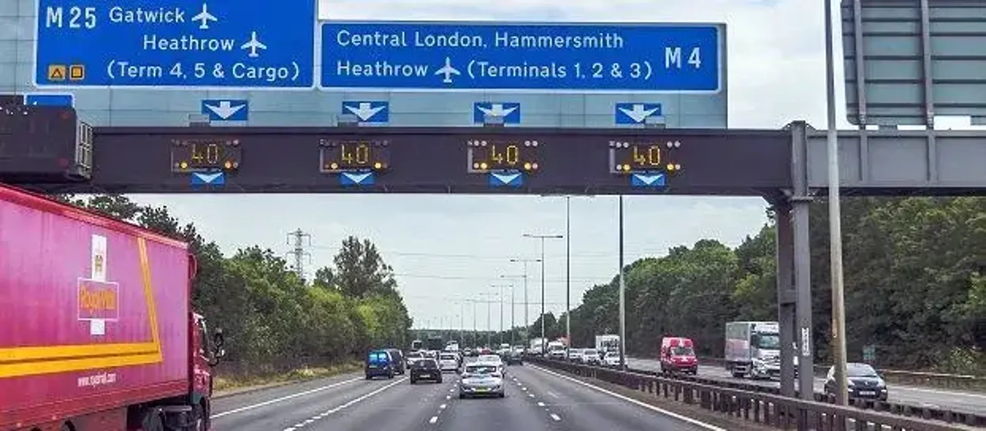 Smart motorway signs